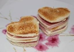 SANDWICH DE AMOR (MERIENDAS)(DESAYUNOS)(ENTRANTES) dificultad:baja