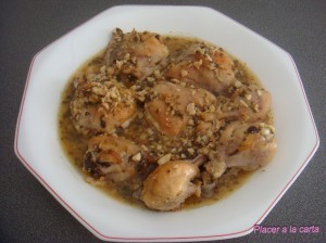 POLLO CON SALSA DE ALMENDRAS (CARNES) dificultad:media-baja